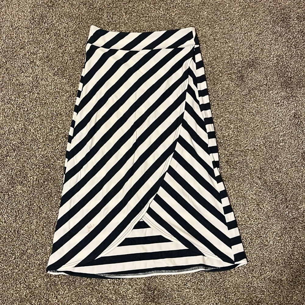 Athleta Navy and White Striped Skirt XS